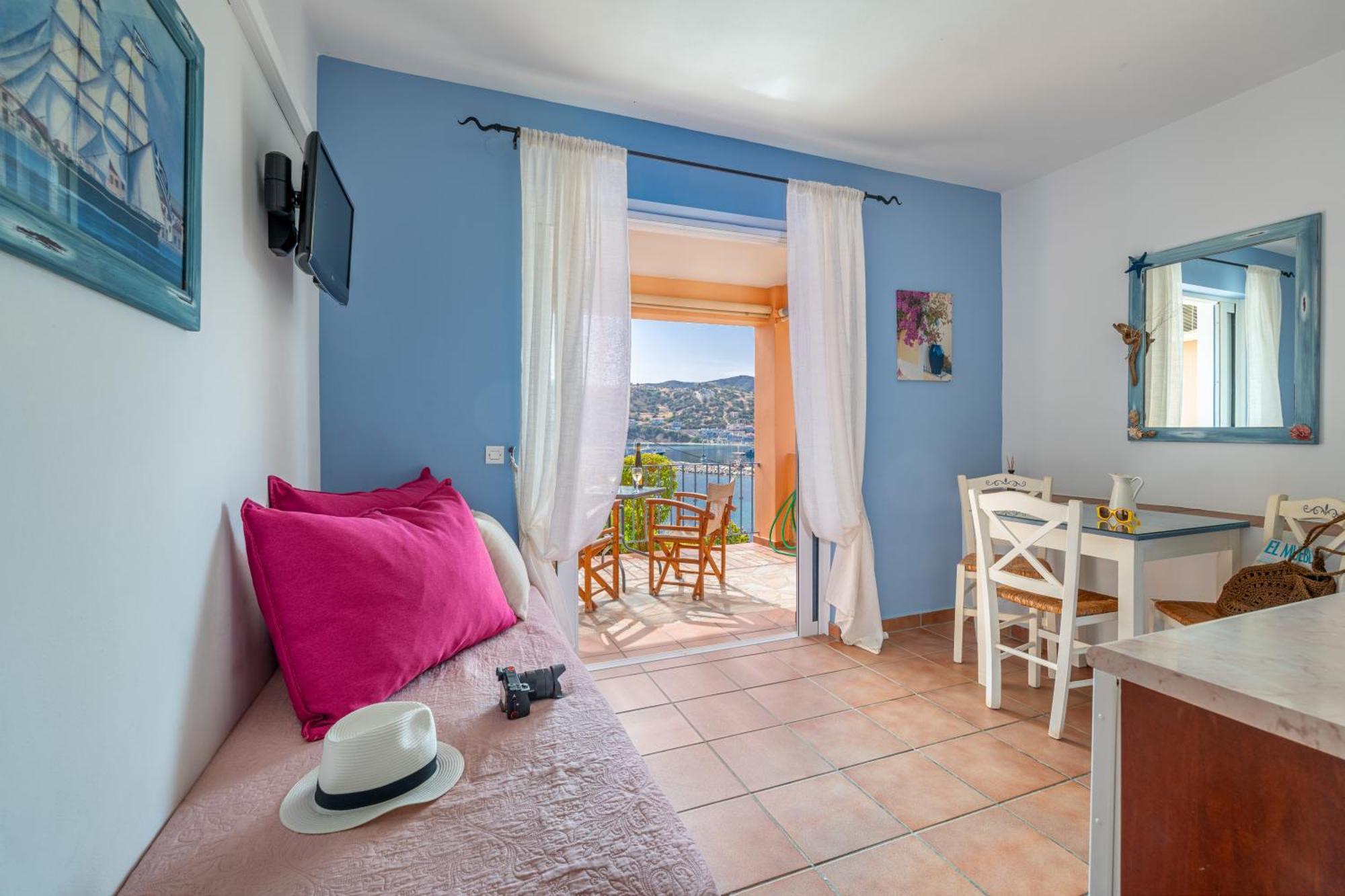 Niovi Seaview Apartments Agioi Apostoloi  Bagian luar foto